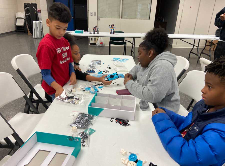 Youth Technology Enablement Programs The TGB Foundation STEM Robotics Camps Hall-Monroe Brewton Alabama Provalus nonprofit charity volunteering giving back