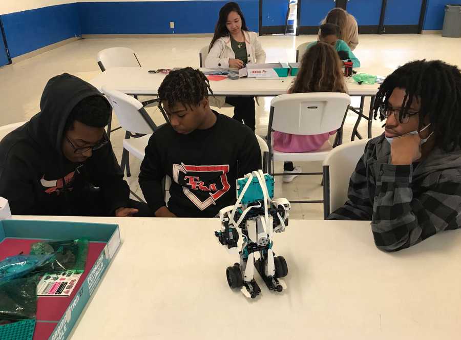 LEGO mindstorms robot todd black Youth Technology Enablement Programs The TGB Foundation STEM Robotics Camps Hall-Monroe Brewton Alabama Provalus nonprofit charity volunteering giving back
